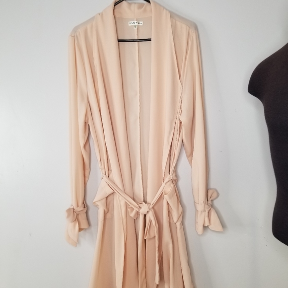 Truly 4 You Pale Peachy Orange Woman's Versatile Coat/Robe XL - Picture 1 of 5
